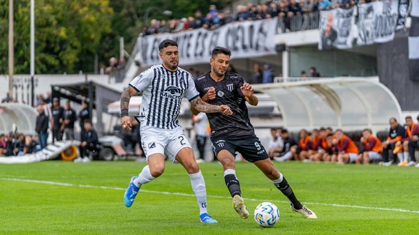 Comment les Médias Sociaux Propulsent la Célébrité des Sports : Une Analyse Innovante