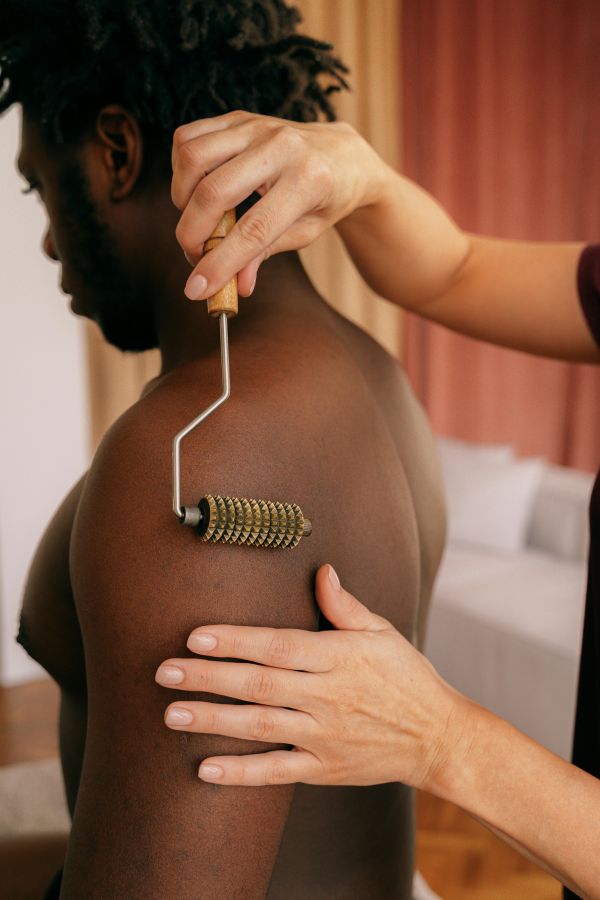 Rouleau de massage : découvrez les bienfaits pour votre corps